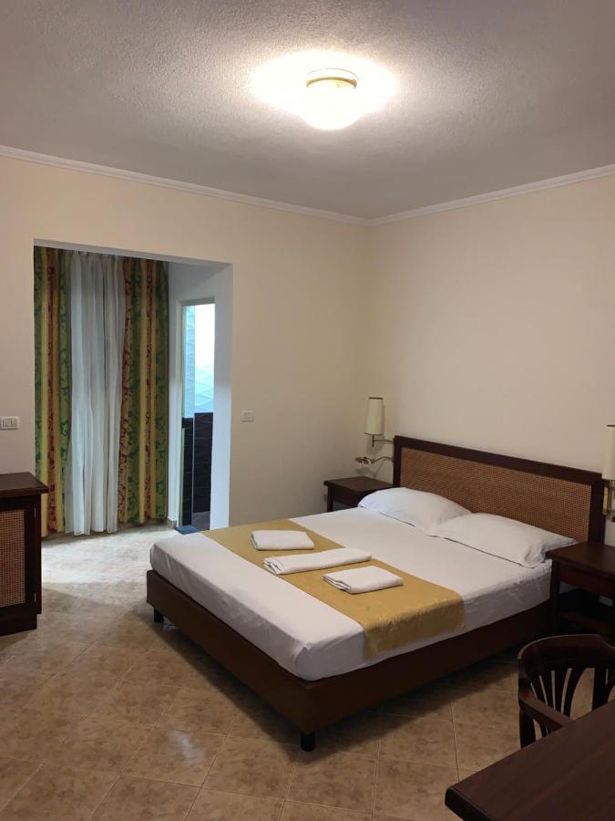 Hotel Arandi Ag Mjull-Bathore Bagian luar foto